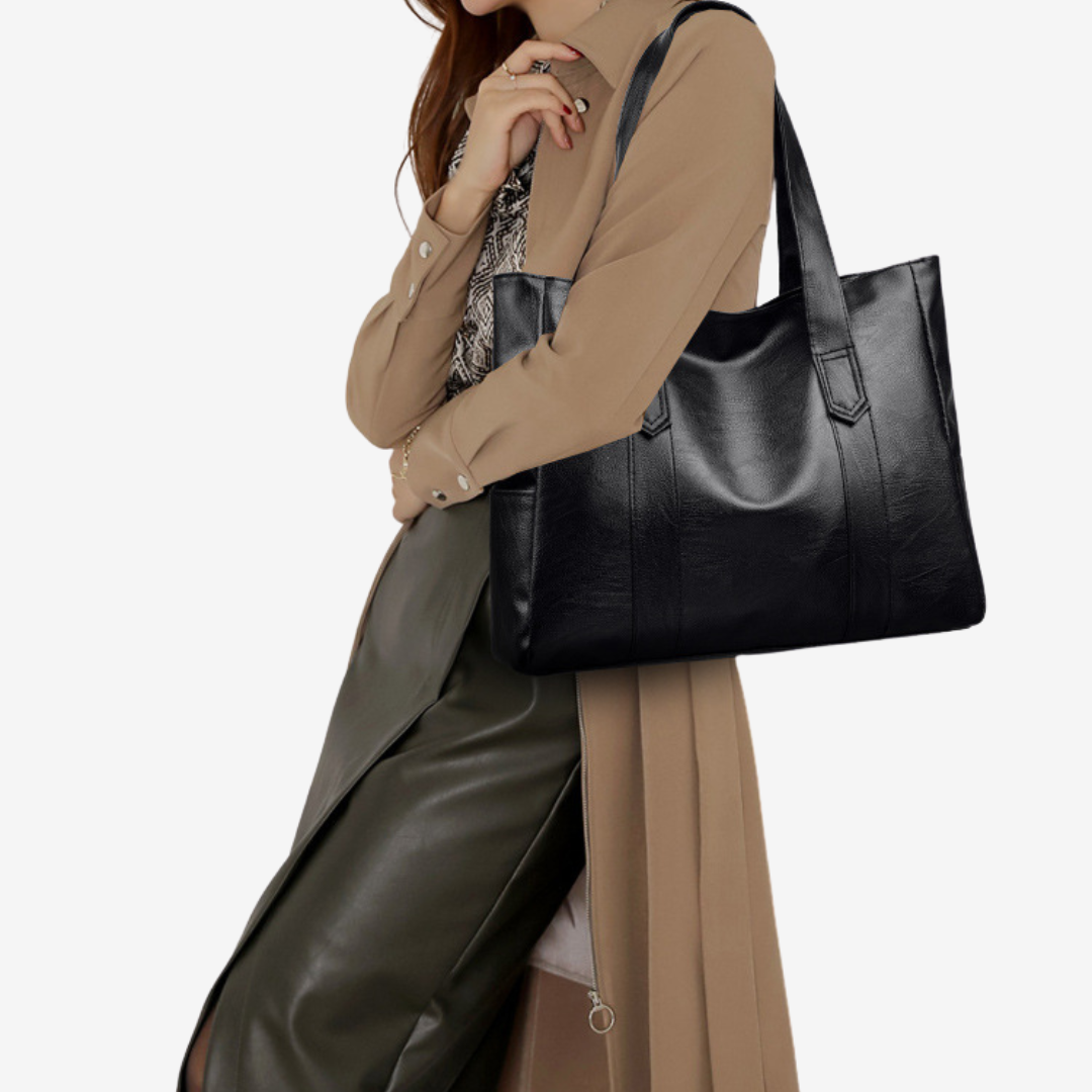 Elegant and Timeless Shoulder Bag