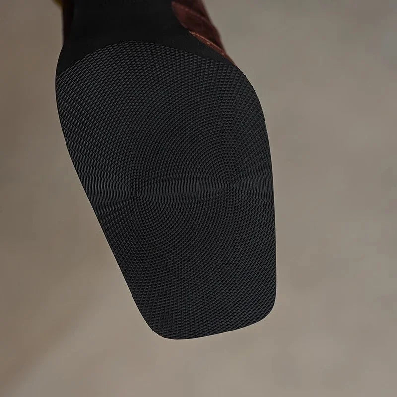 Naomi | Classic Pumps