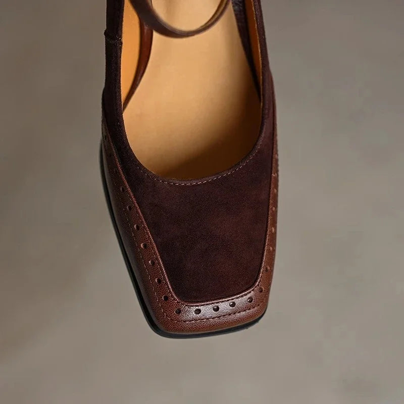 Naomi | Classic Pumps