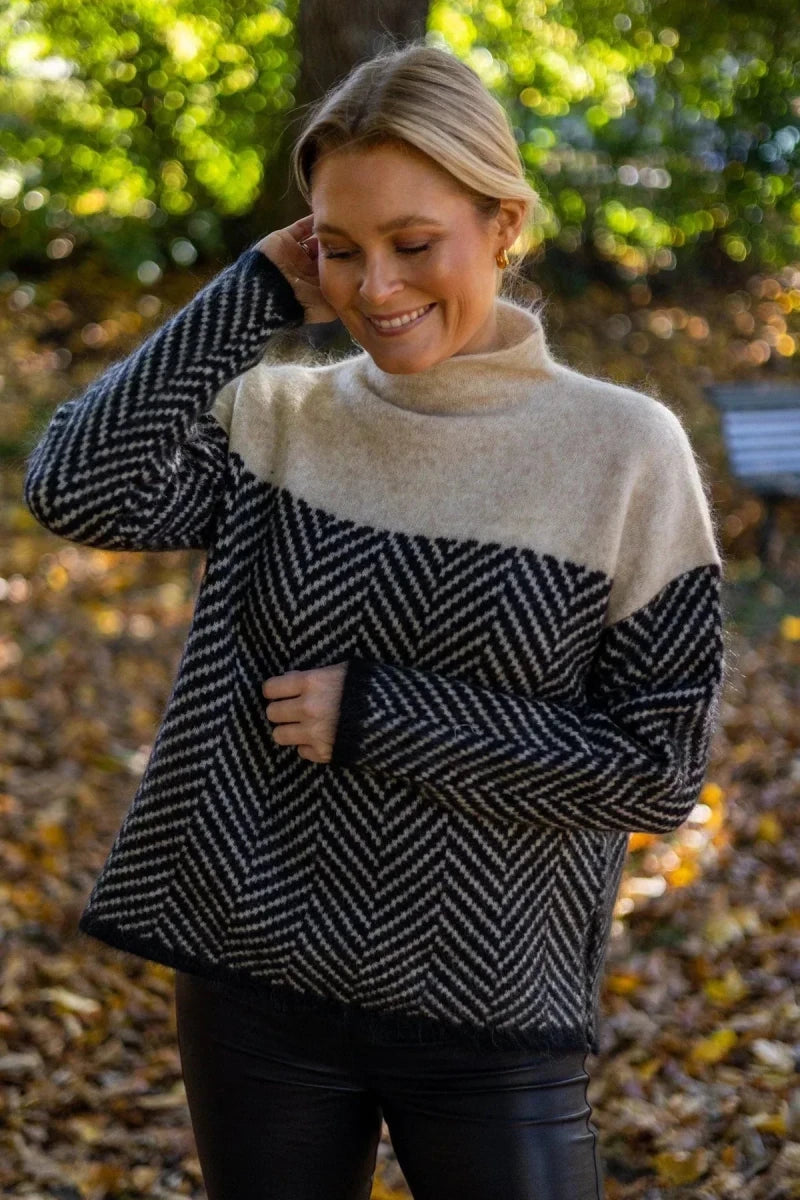 ADELIE | Premium Turtleneck made of fine knit - Liam & Ivy
