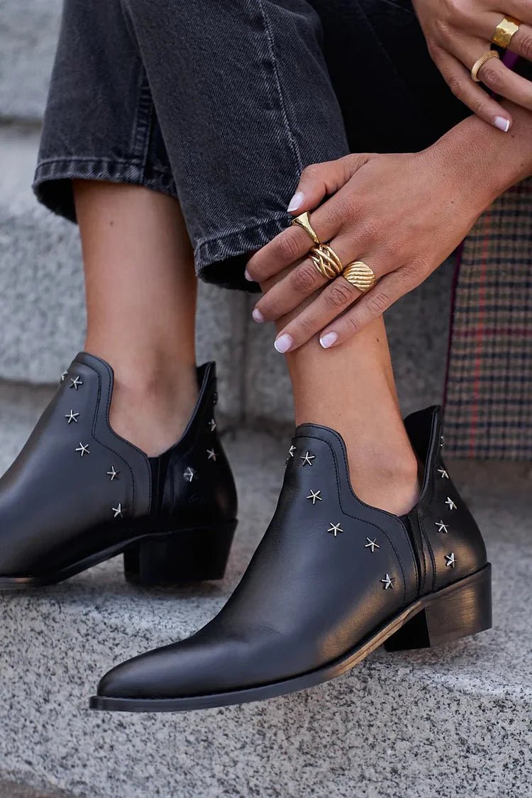 ANKLE BOOT WITH STAR DETAILS - Liam & Ivy