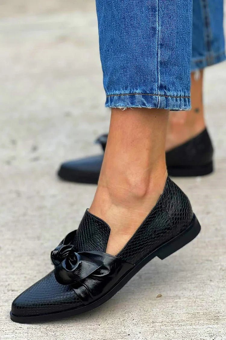 BLACK LOAFER WITH SHINY BOW - Liam & Ivy