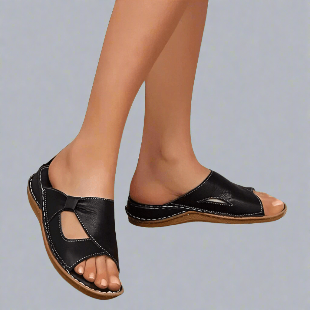 CASUAL SLIDE SANDALS - Liam & Ivy