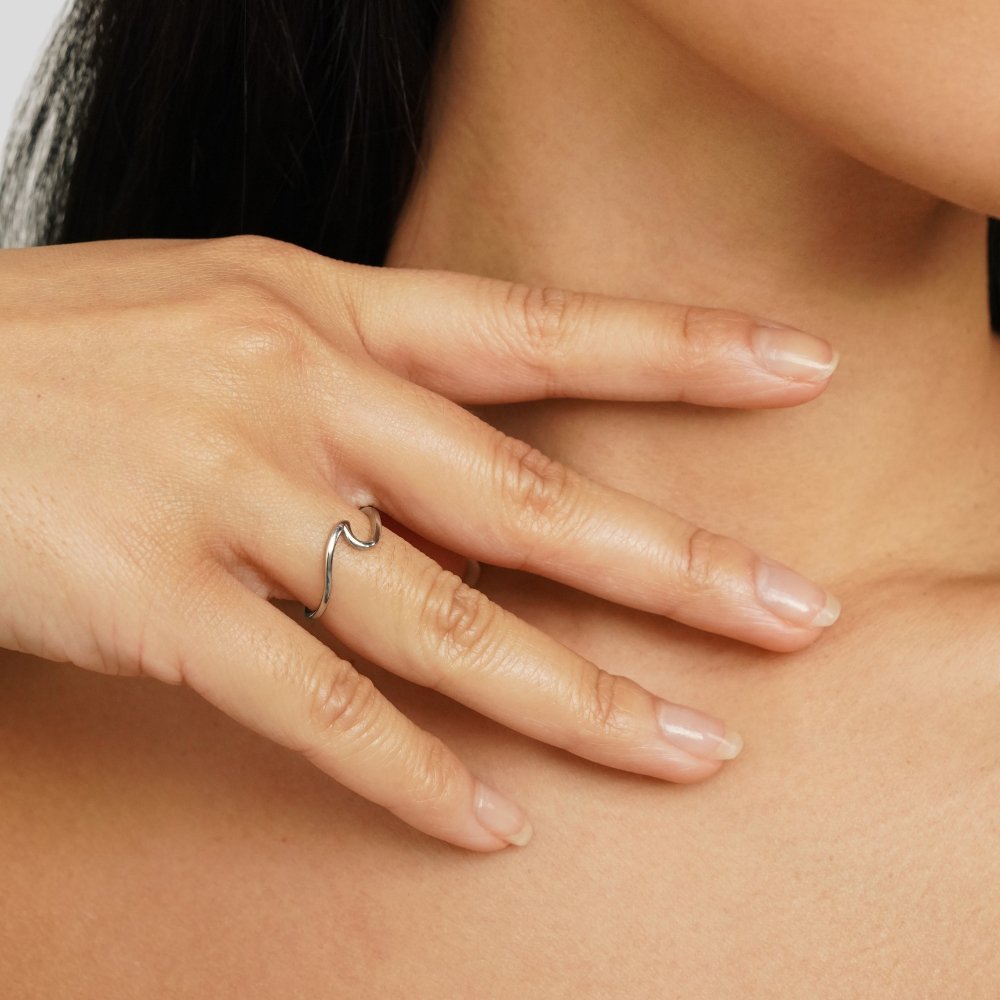 Imari Silver Wavy Ring - Liam & Ivy