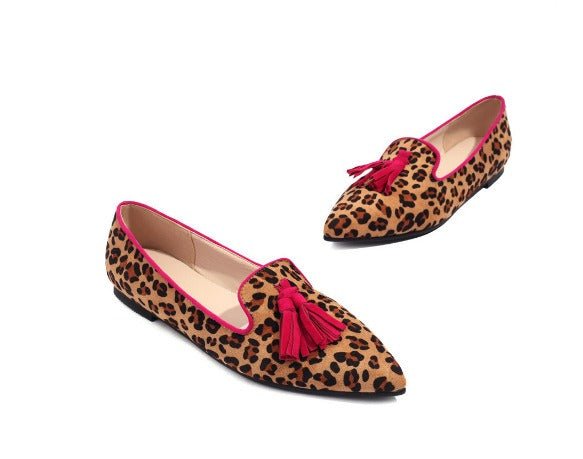 POINTED LOAFER WITH RED TASSELS - Liam & Ivy