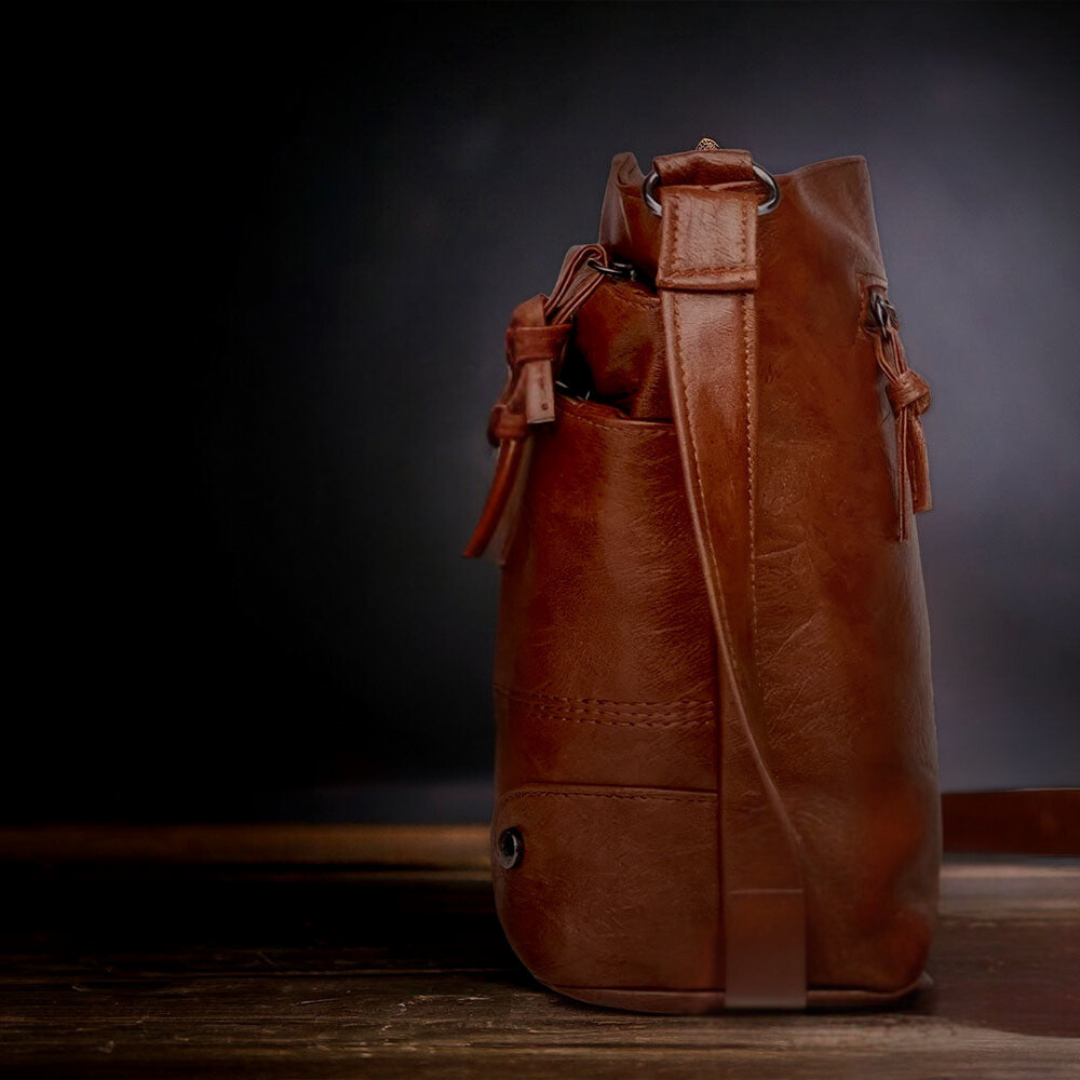 Selene | Soles in the Style Of