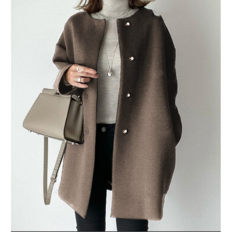 Amalia – Elegant Straight Coat