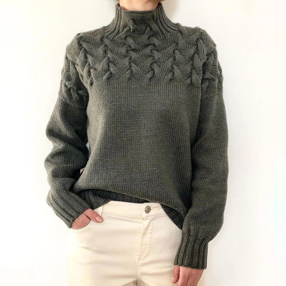 Léa – Elegant Knit Turtleneck Sweater