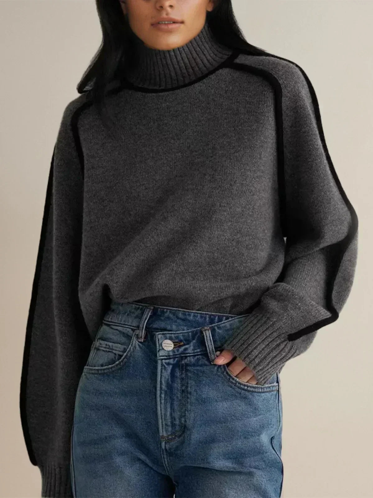Élise – Refined Turtleneck Sweater
