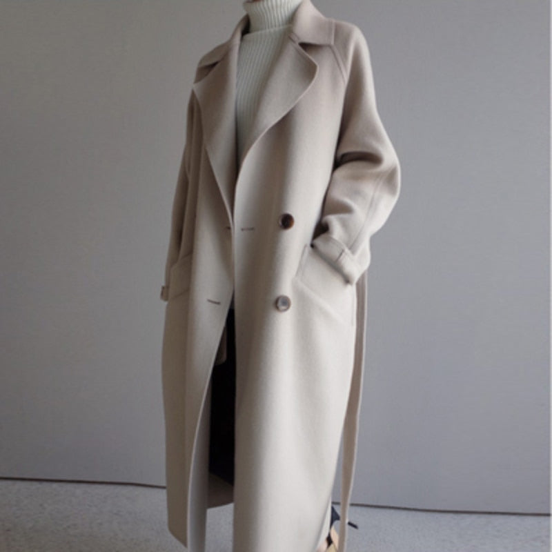 Chloé – Chic and Sophisticated Trench Coat