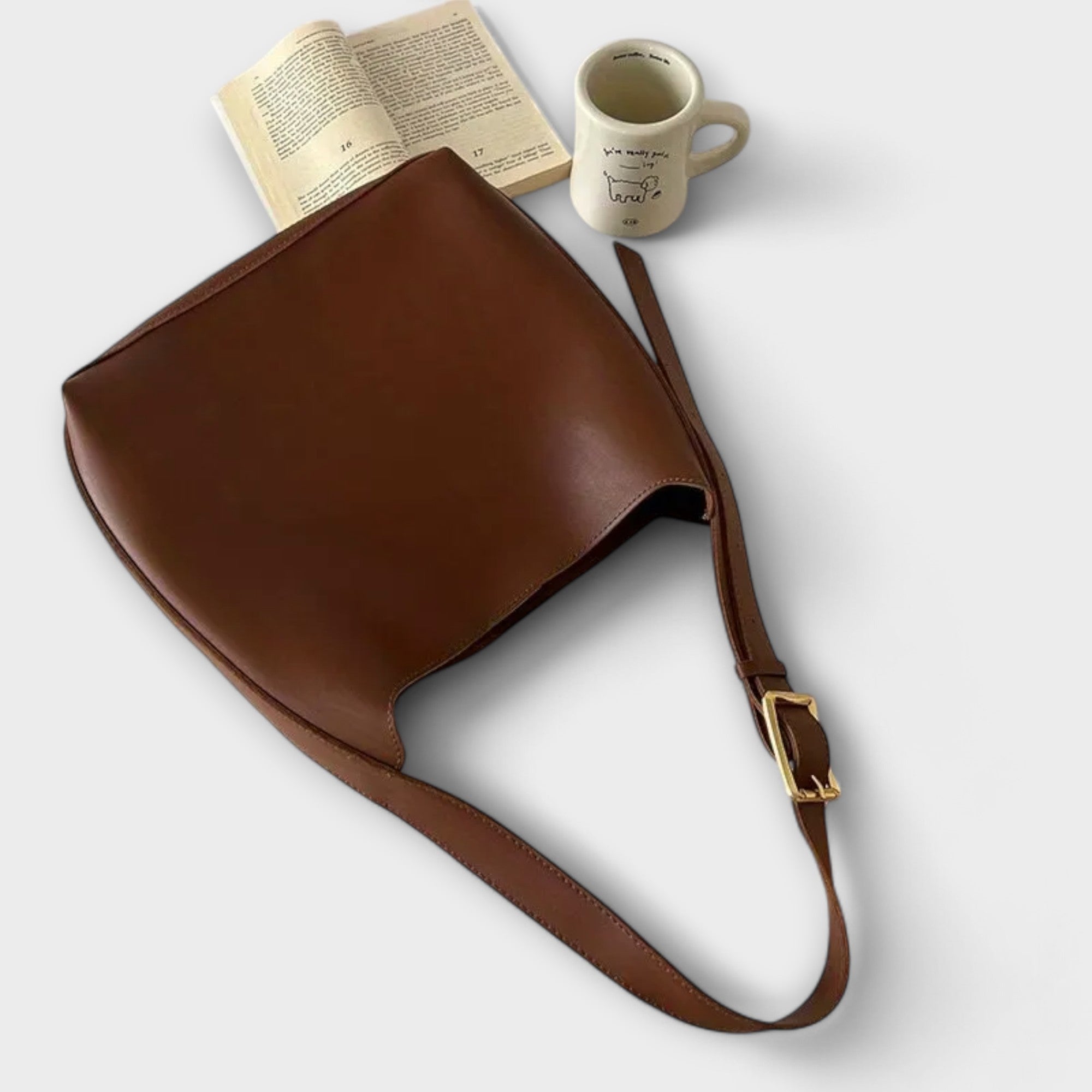 Isidore – Elegant Leather Crossbody Bag