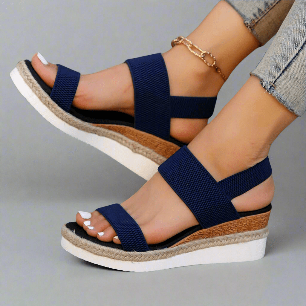 BLACK PLATFORM SANDALS - Liam & Ivy
