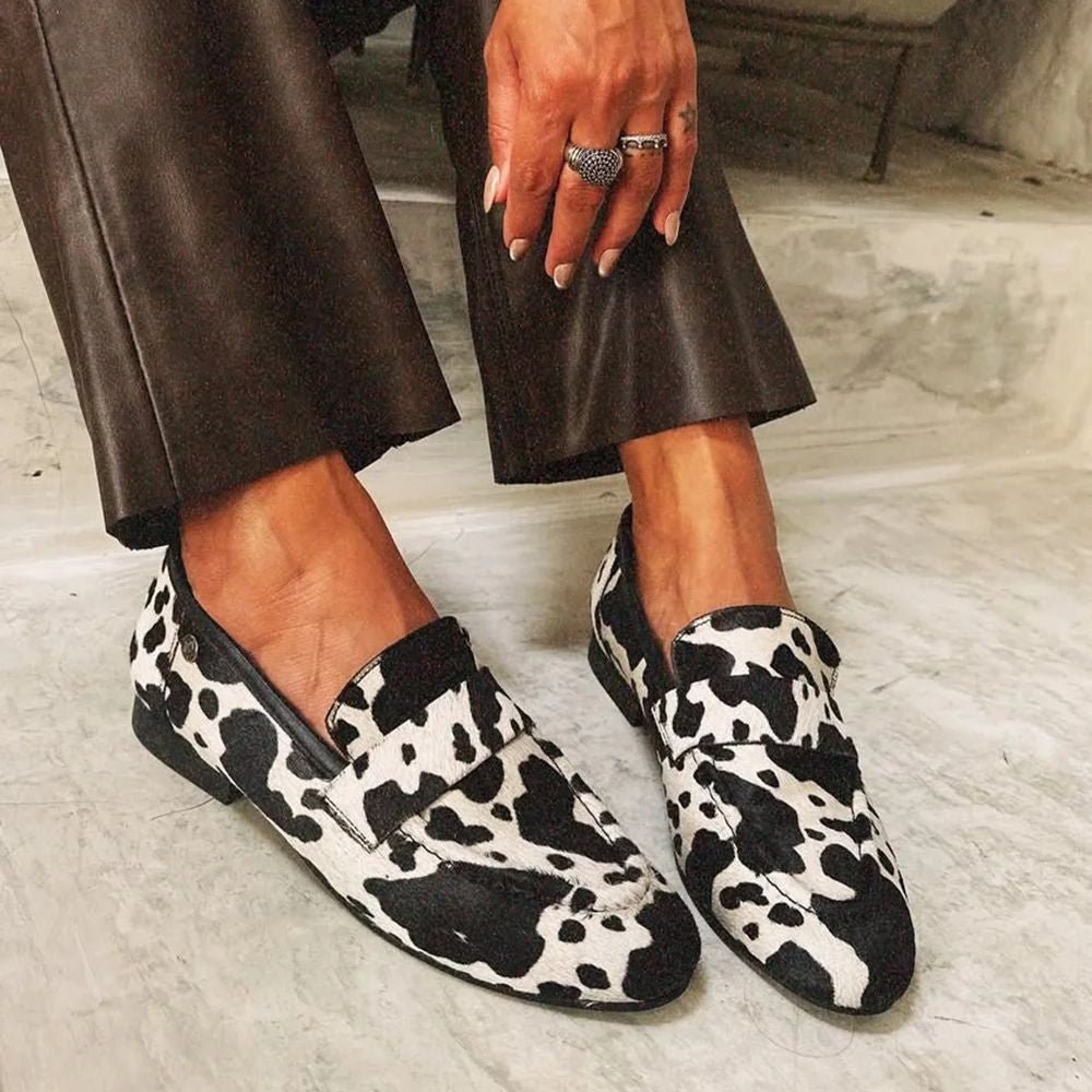 ELEGANT ANIMAL PRINT LOAFERS - Liam & Ivy