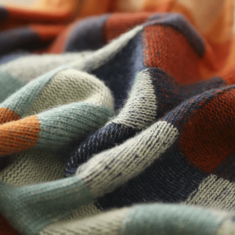 Élise – Chic and Comfortable Retro Sweater - Liam & Ivy