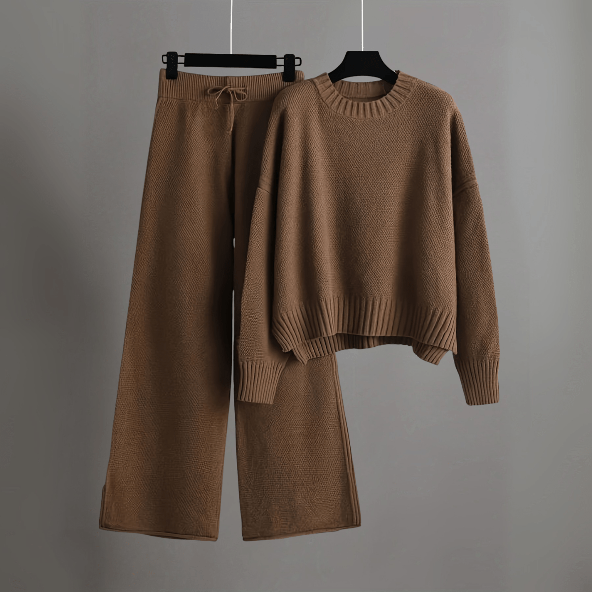 Élodie™ | Warm two - piece set - Liam & Ivy