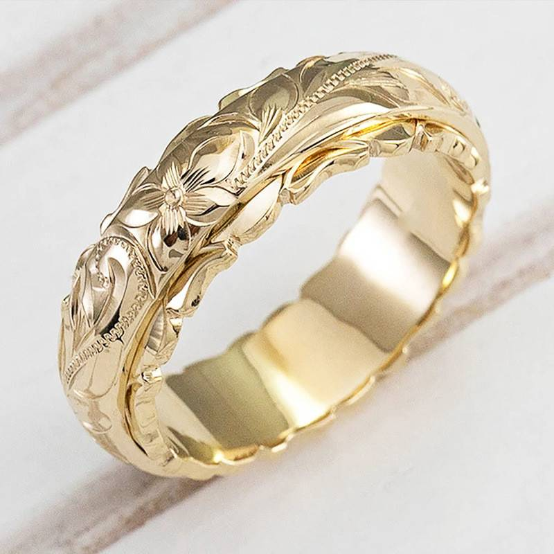Madelief Vintage Ring with Floral Accent