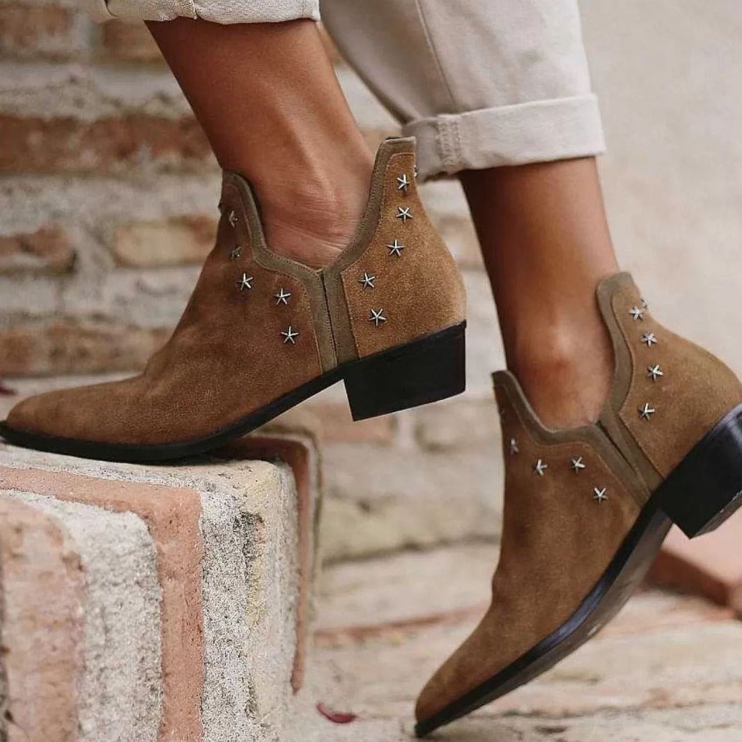 WESTERN BOOTS WITH STUDS - Liam & Ivy